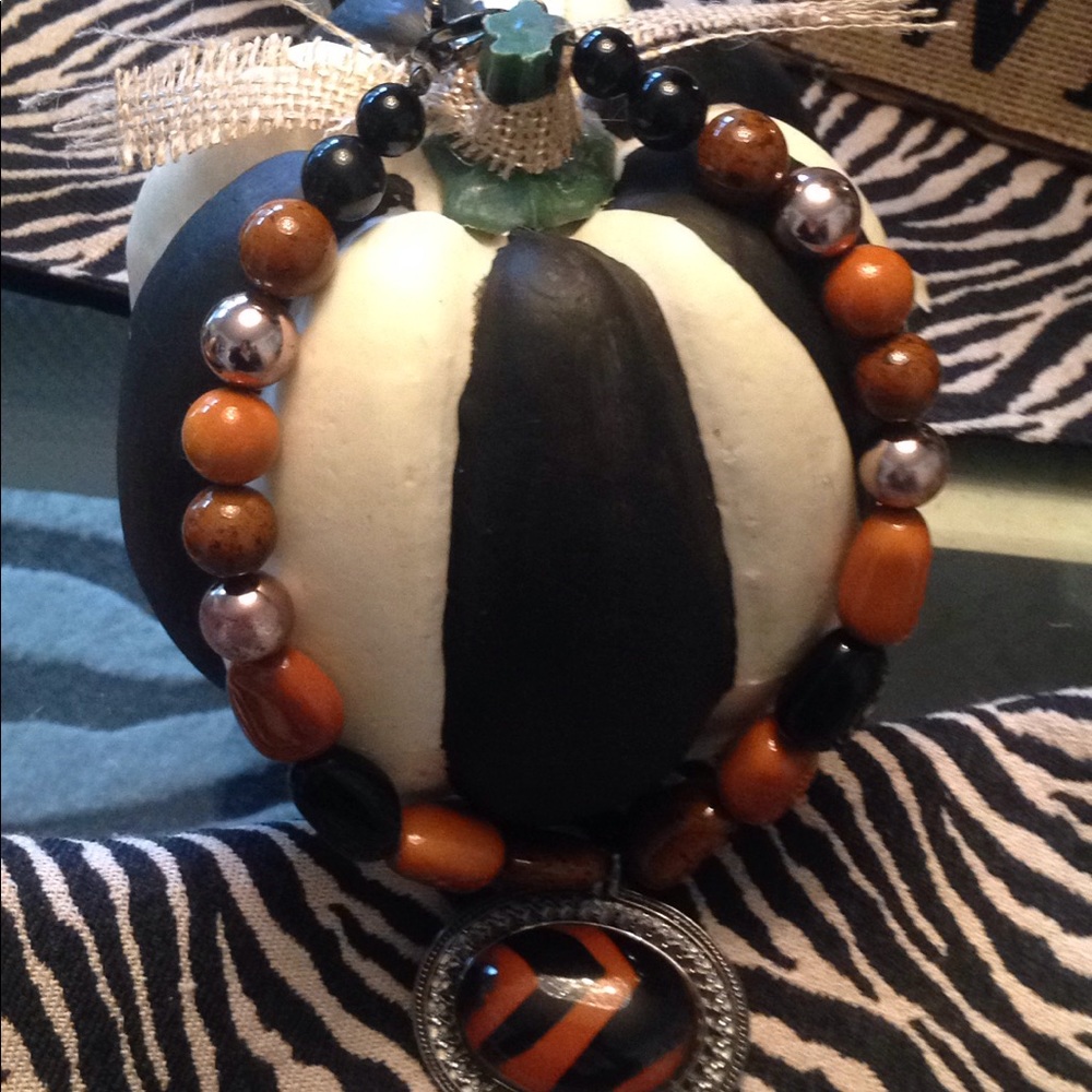 Necklace 10 in